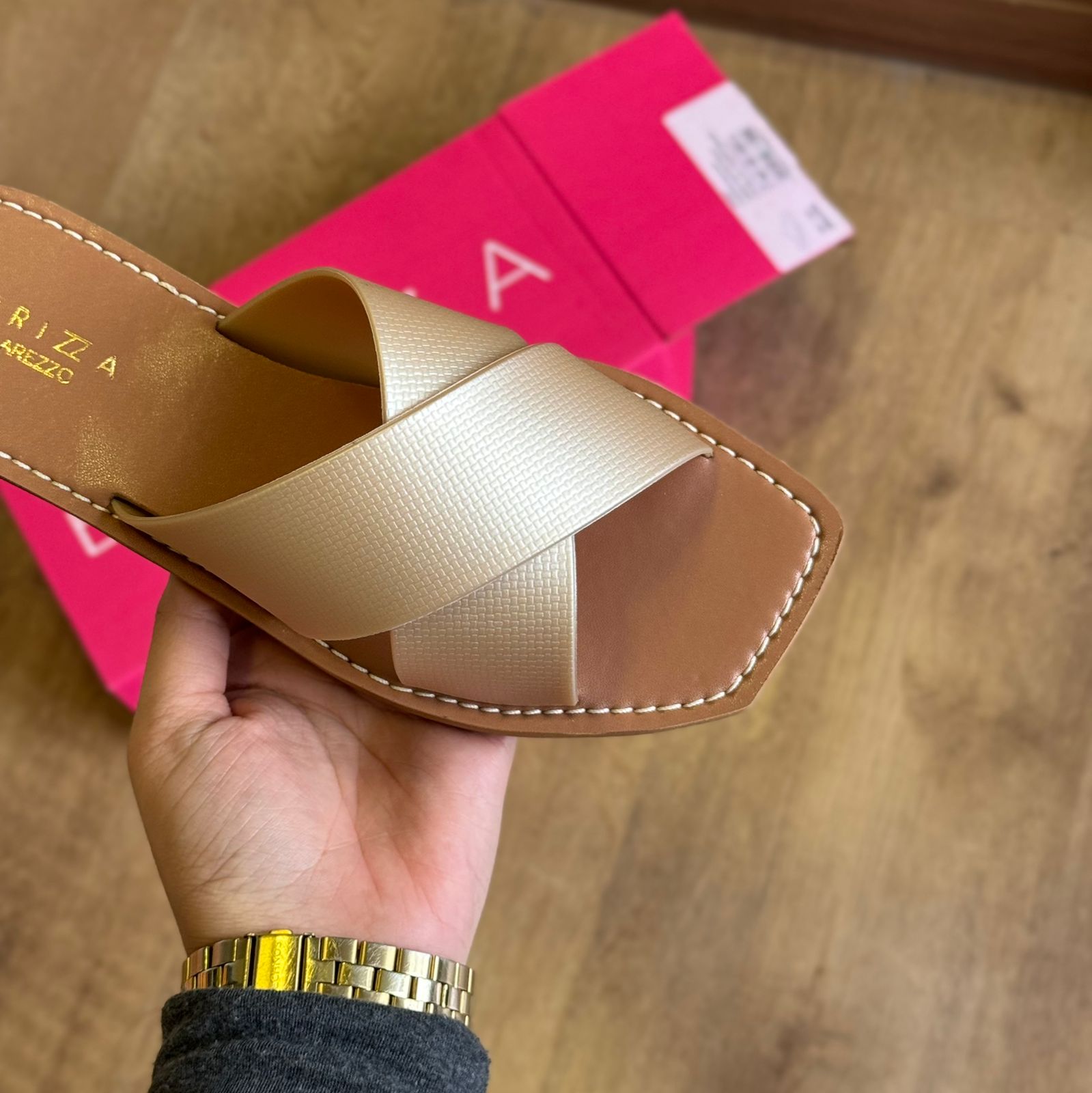 Chinelo Arezzo Z190610001