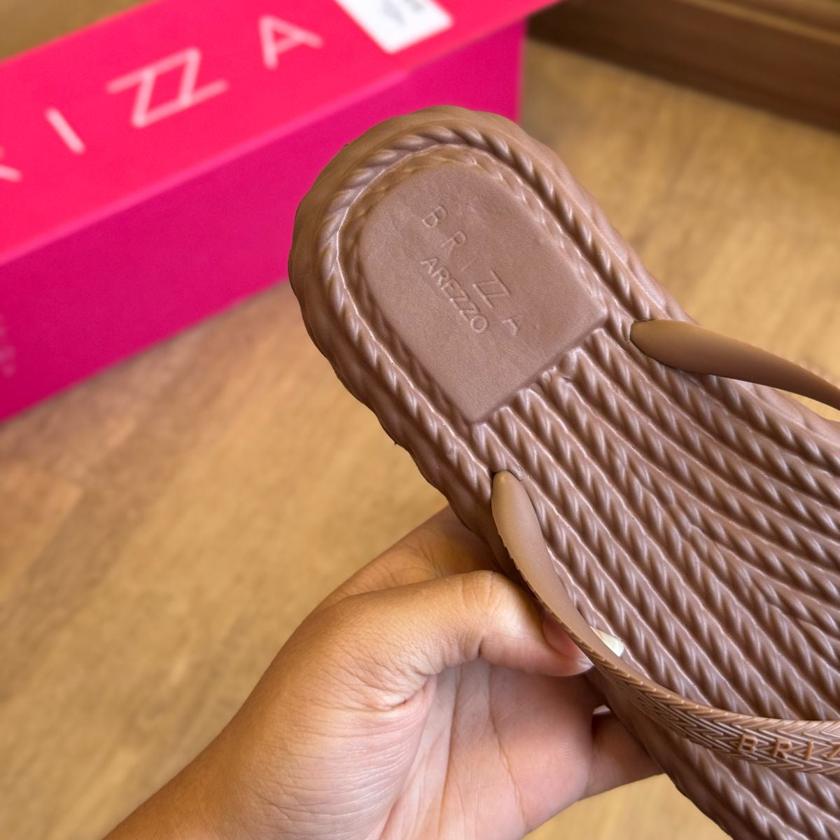 Chinelo de Dedo Arezzo Marrocos Flip Flop Z191550002