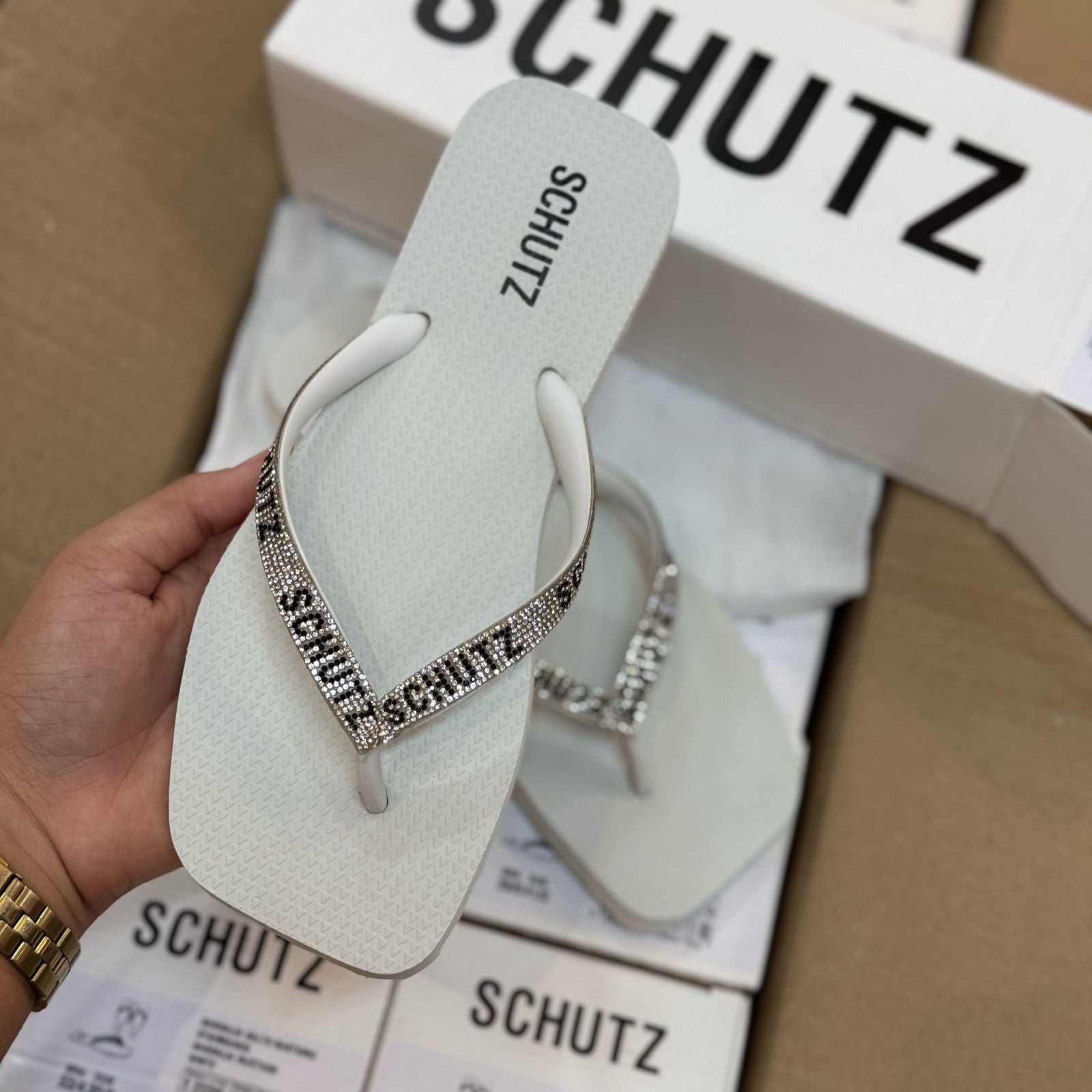 Chinelo Schutz S222950010