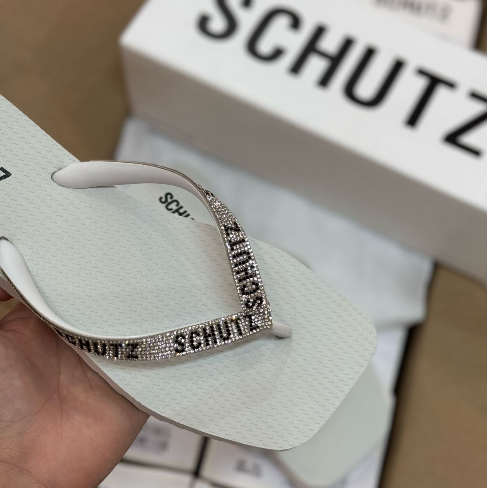 Chinelo Schutz S222950010