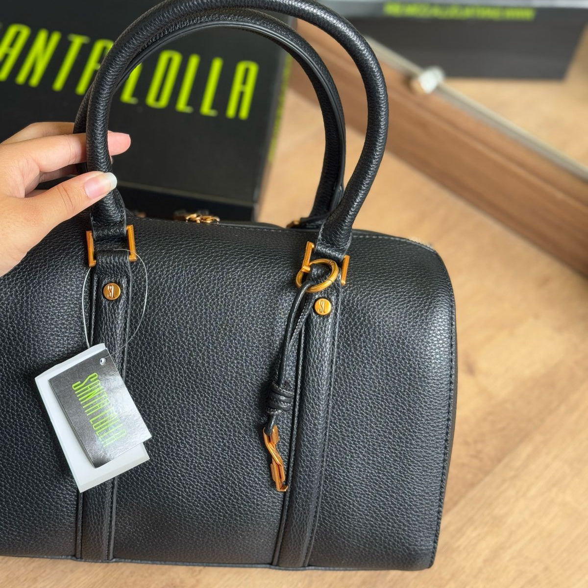 Bolsa Santa Lolla Bau Alça Transversal 0453.454E.0378