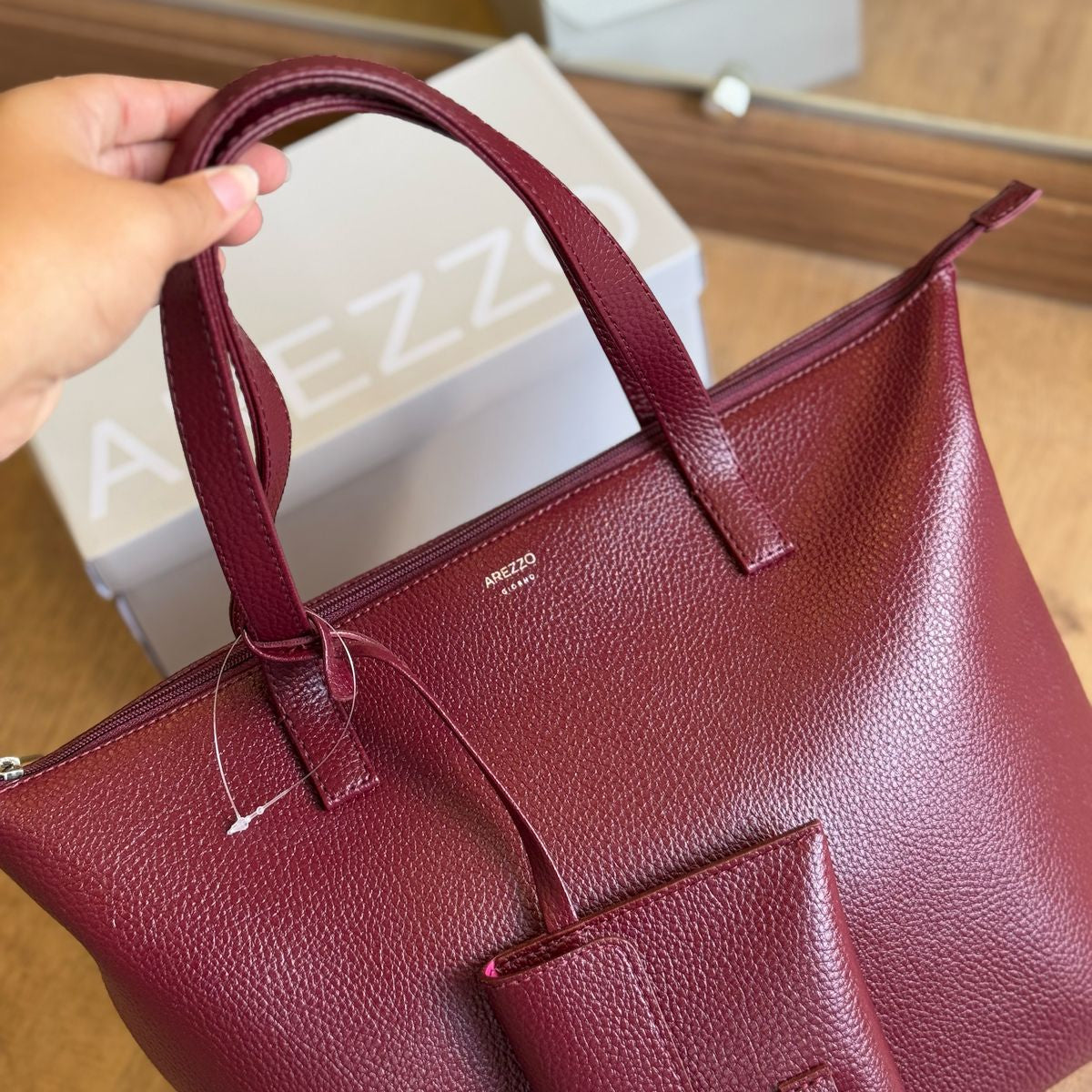 Bolsa Arezzo Mercato Grande Pouch A500230452
