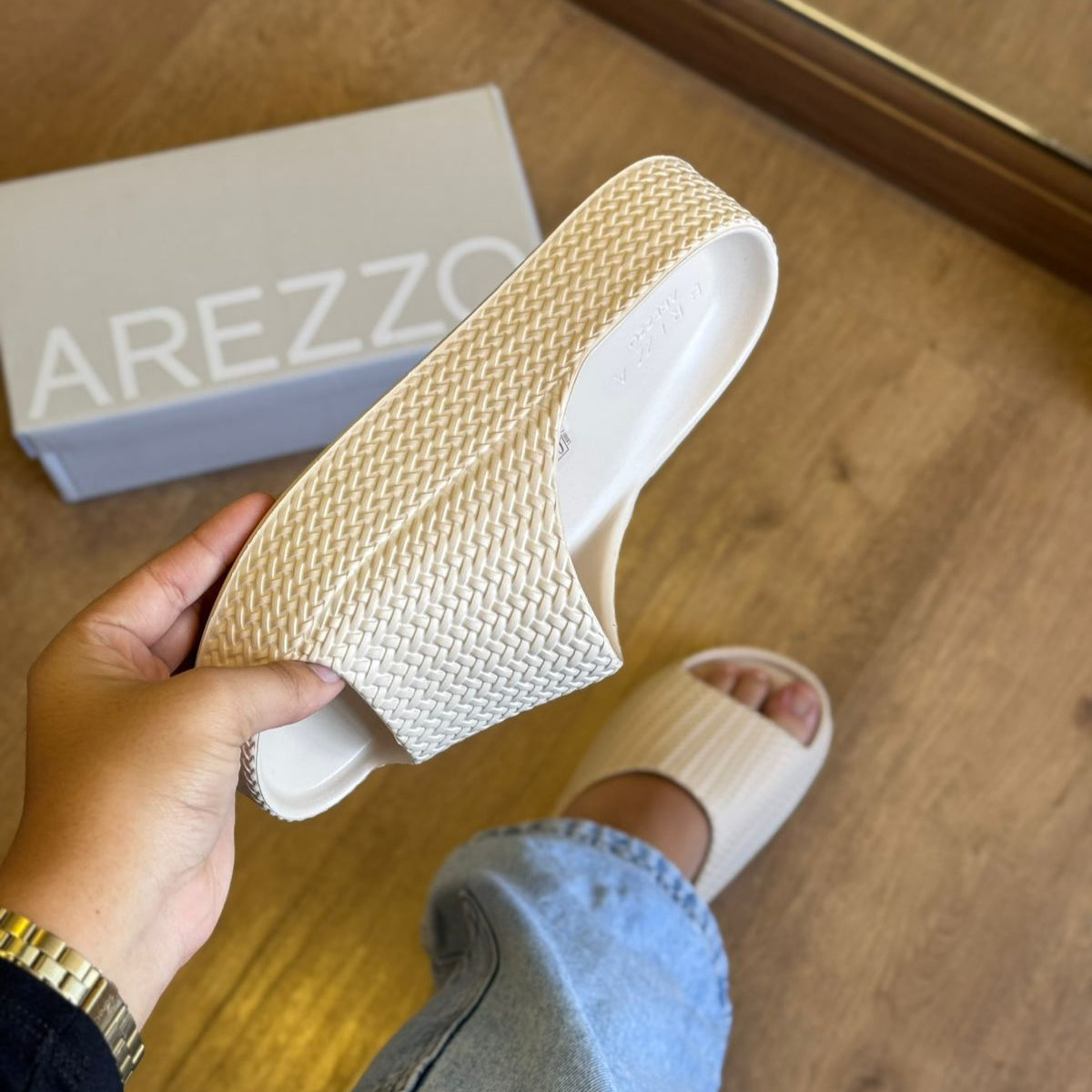 Slide Arezzo Tressê Flatform Tira Z191580001