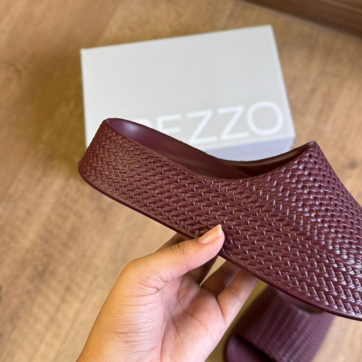 Slide Arezzo Tressê Flatform Tira Z191580001