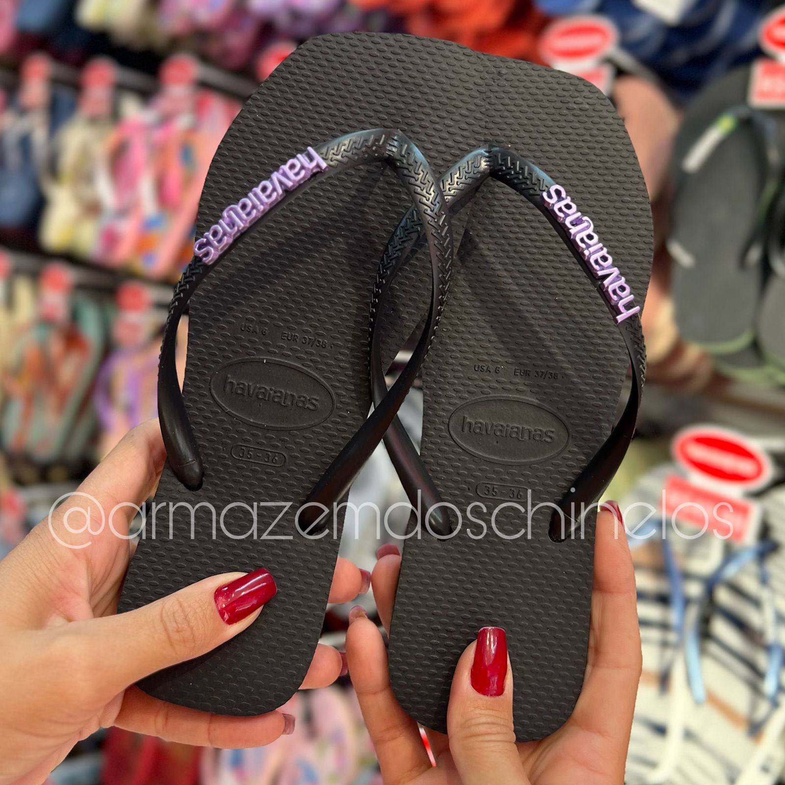 Havaianas Slim Square (Preto) + Placa Logo