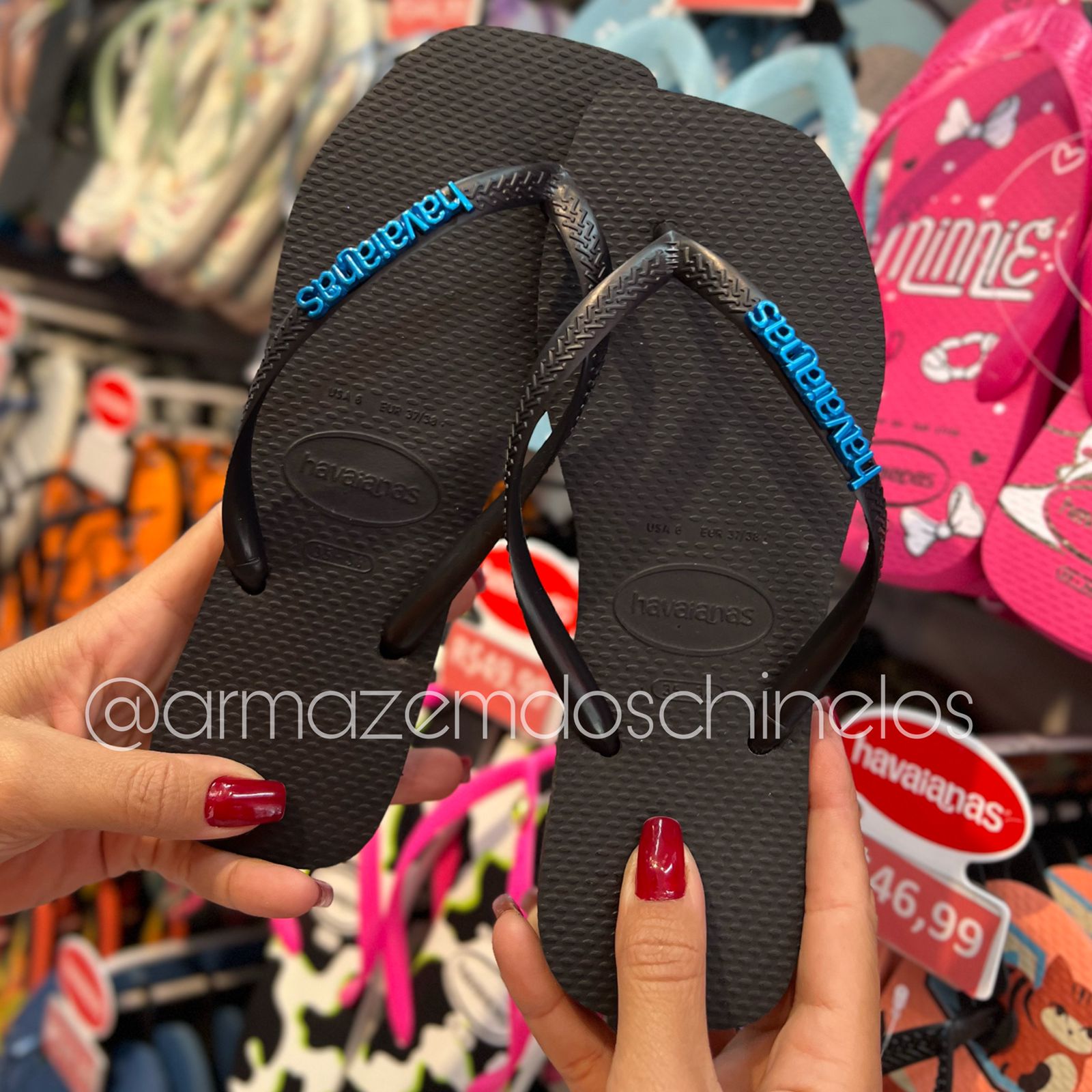 Havaianas Slim Square (Preto) + Placa Logo