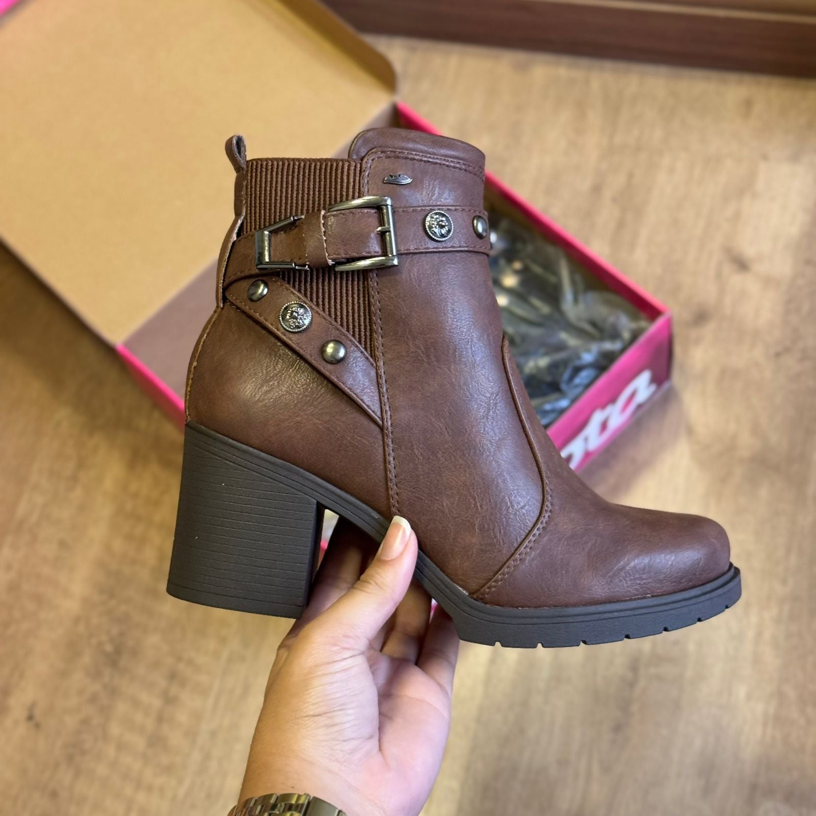 Bota Coturno Dakota independência DA871