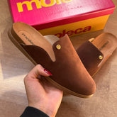 Mule Moleca Simples Logo Dourado 5826.100