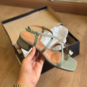 Sandália Vizzano Detalhe Dourado no Dedo 6454.123