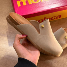 Mule Moleca Simples Logo Dourado 5826.100