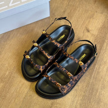 Sandália Arezzo Papete Couro Tiras Metal Bold A120160245