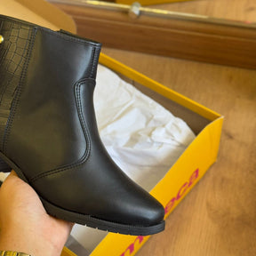 Bota Coturno Moleca Lisa - QUEIMA DE ESTOQUE